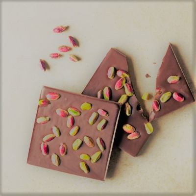 'A Ricchigia Mattonella di Cioccolato al Latte e Pistacchio 100g